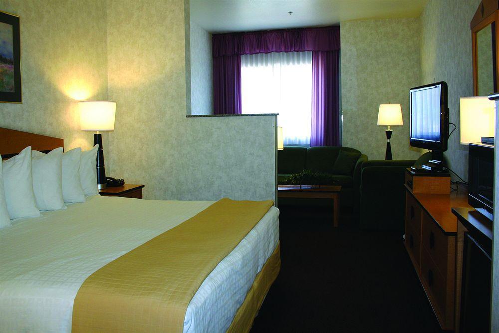 Crystal Inn Hotel & Suites - West Valley City Bagian luar foto